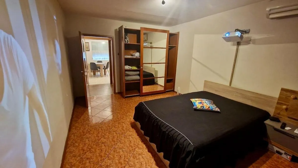 Διαμέρισμα Stylish Apt, Free Parking, Near Center & Airport Βάρνα Βουλγαρία