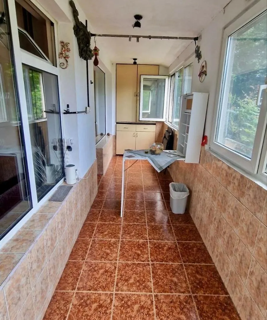 Stylish Apt, Free Parking, Near Center & Airport Βάρνα