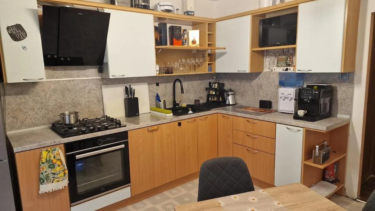Stylish Apt, Free Parking, Near Center & Airport Βάρνα 0*,